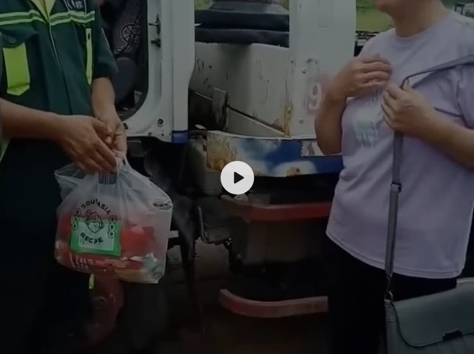 1627022101327558.png blob.png